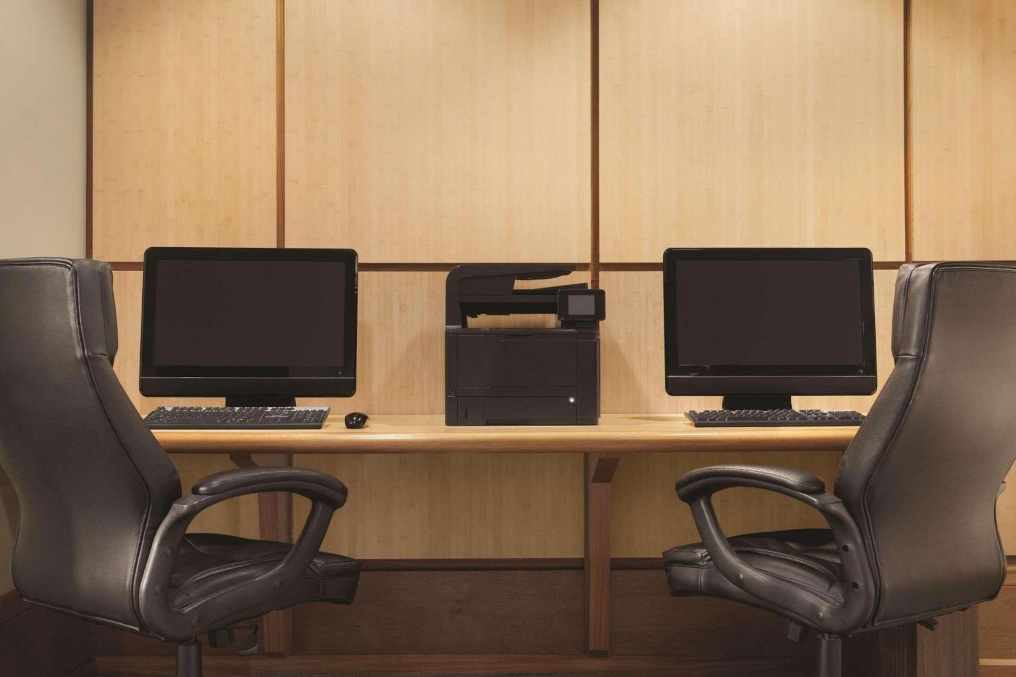 Doubletree By Hilton Providence Airport Warwick Exteriör bild