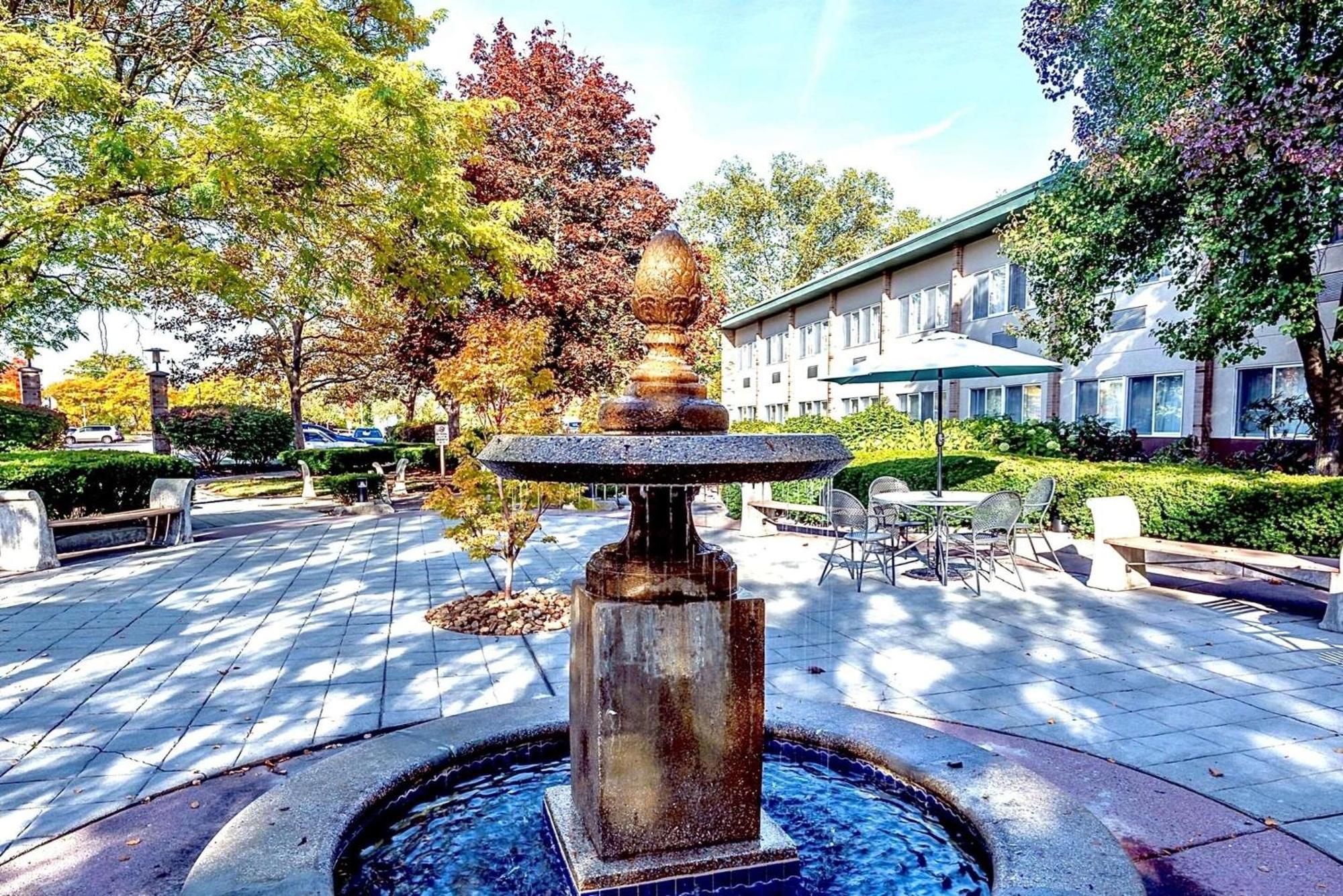 Doubletree By Hilton Providence Airport Warwick Exteriör bild